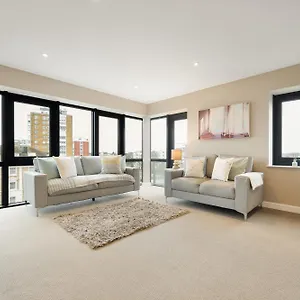  Apartment Westcliff Penthouse With Sea Views And Balcony